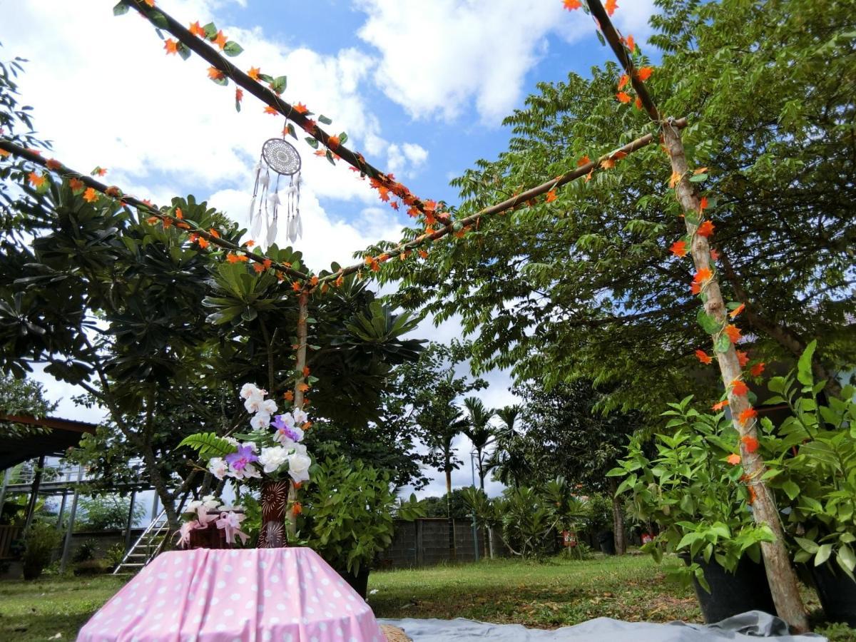 เพลินใจ โฮมสเตย์ Nan Buitenkant foto